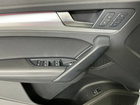 Used 2023 Audi Q5 2.0T Prestige w/ Prestige Package AWD/4WD image 18