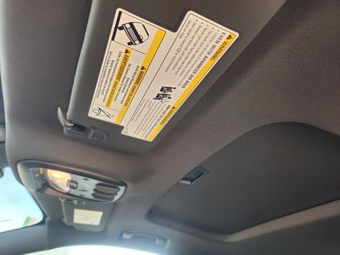 New 2026 Chevrolet Trax RS w/ Sunroof Package image 22