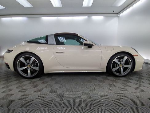 Certified 2023 Porsche 911 Targa 4S AWD/4WD image 8