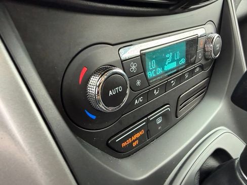 Used 2016 Ford Escape SE w/ Equipment Group 201A AWD/4WD image 29