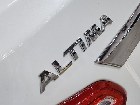 Used 2016 Nissan Altima 2.5 S w/ Power Driver Seat Package image 25