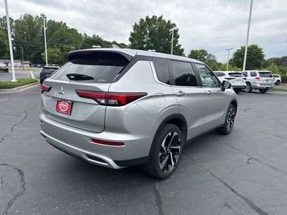 Used 2024 Mitsubishi Outlander SE