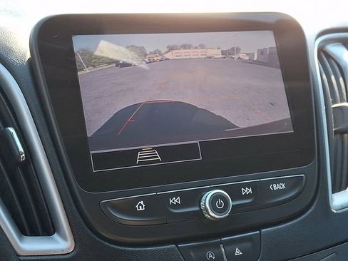 Used 2021 Chevrolet Malibu RS FWD image 4