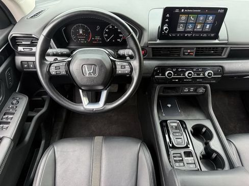 Used 2024 Honda Pilot EX-L image 10