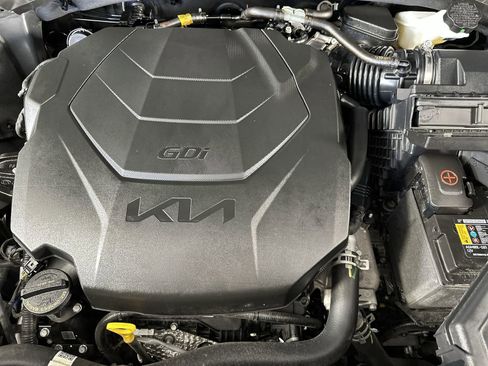 Used 2024 Kia Telluride S FWD image 28