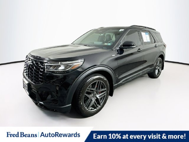 Used 2025 Ford Explorer ST-Line w/ Premium Package AWD/4WD image 3