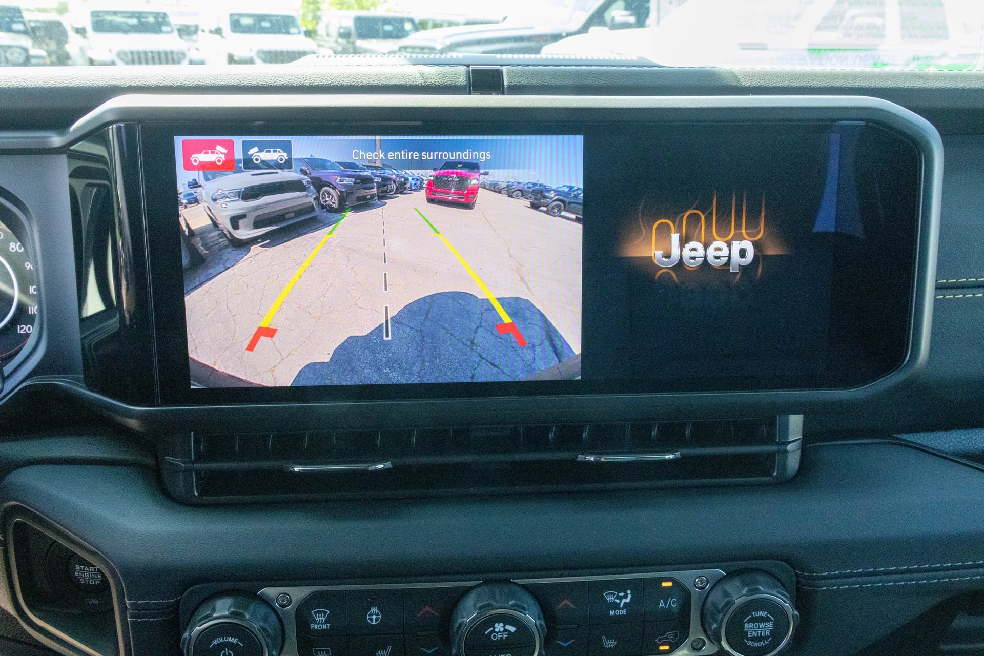 New 2027 Jeep Wrangler Unlimited Sahara AWD/4WD image 17