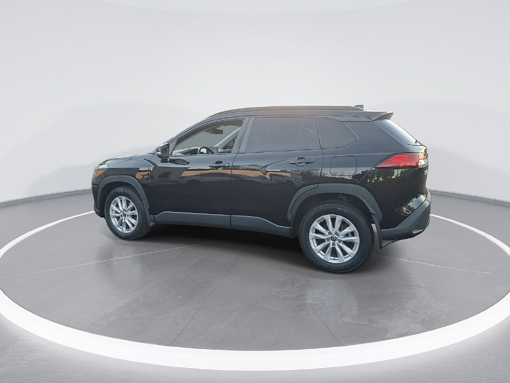 Used 2022 Toyota Corolla Cross LE FWD image 7