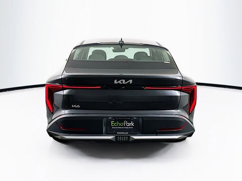 Used 2025 Kia K4 LXS FWD image 7