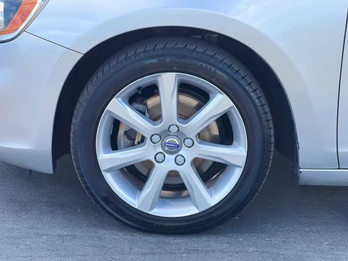 Used 2016 Volvo V60 T5 Premier w/ Convenience Package FWD image 45