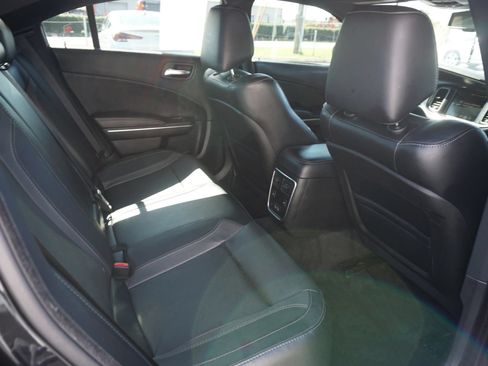 Used 2016 Dodge Charger R/T w/ Plus Group RWD image 22