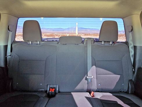 Used 2021 Chevrolet Silverado 1500 Custom w/ LPO, Dark Essentials Package image 9