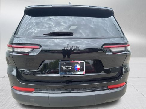 Used 2024 Jeep Grand Cherokee L Laredo image 7