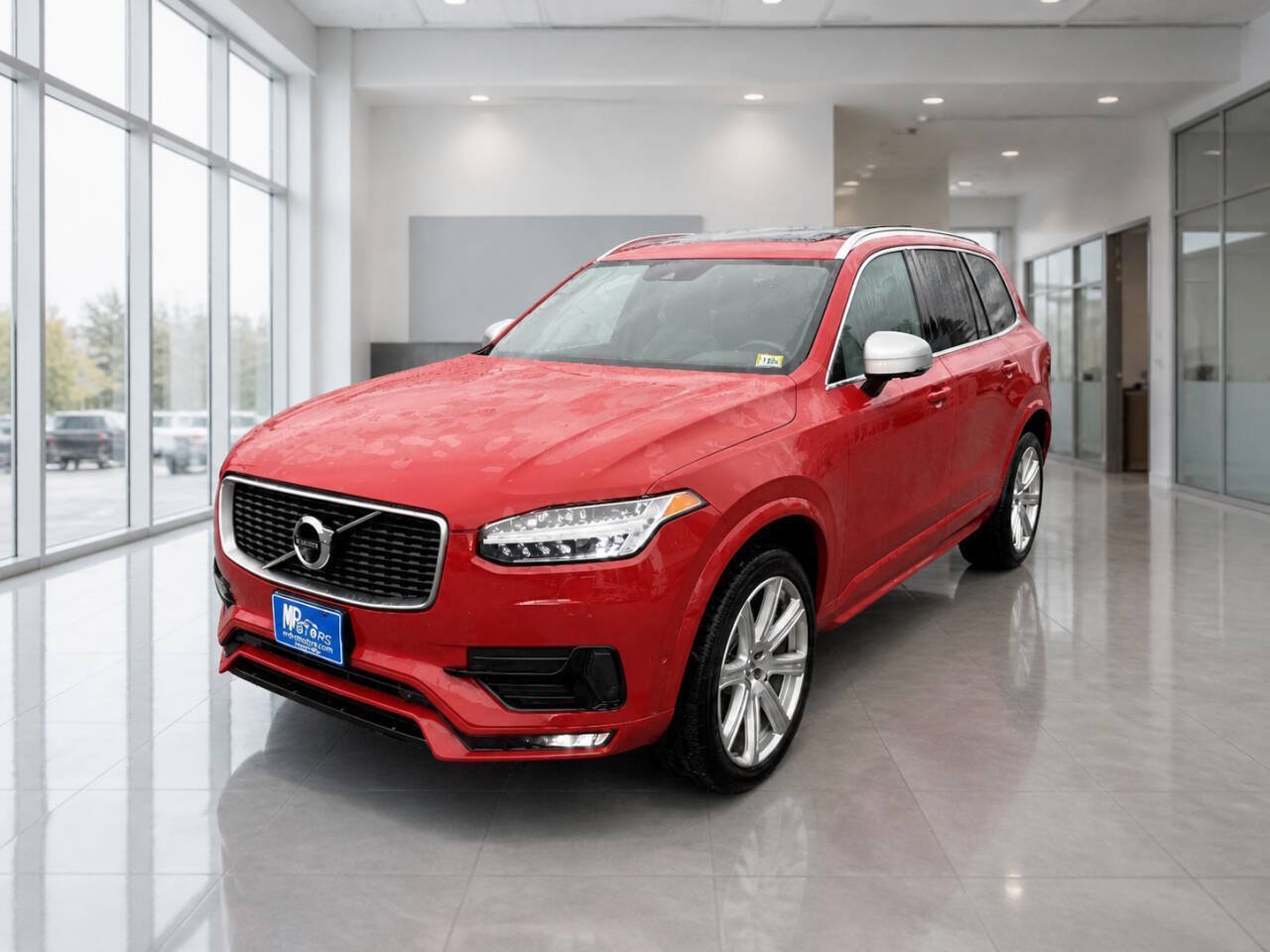 Used 2018 Volvo XC90 T6 R-Design w/ Convenience Package AWD/4WD image 2