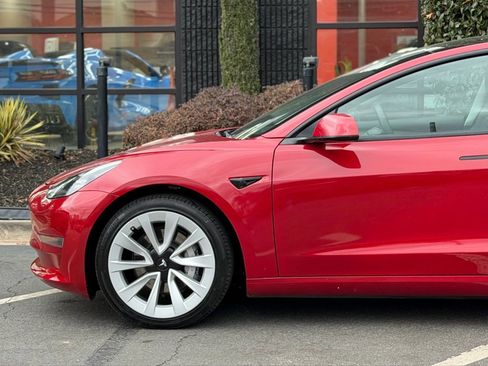 Used 2022 Tesla Model 3 Long Range image 10