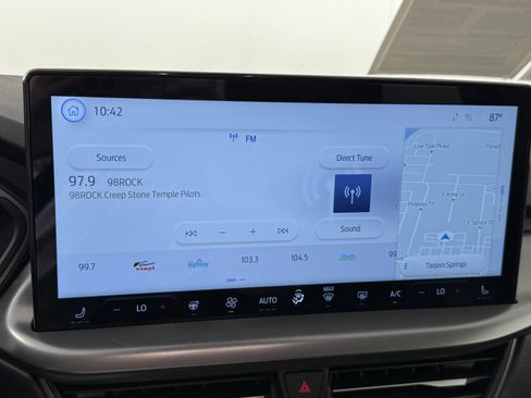 Certified 2025 Ford Escape SE FWD image 17