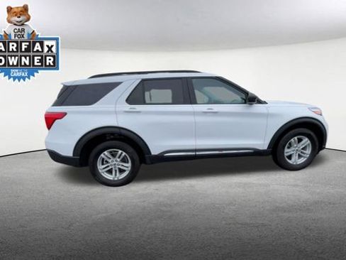 Certified 2023 Ford Explorer XLT image 10