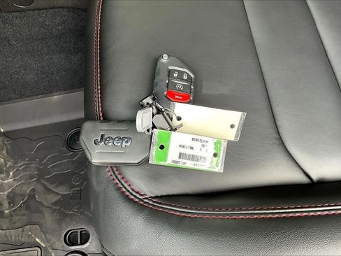 New 2026 Jeep Wrangler Unlimited Rubicon image 31