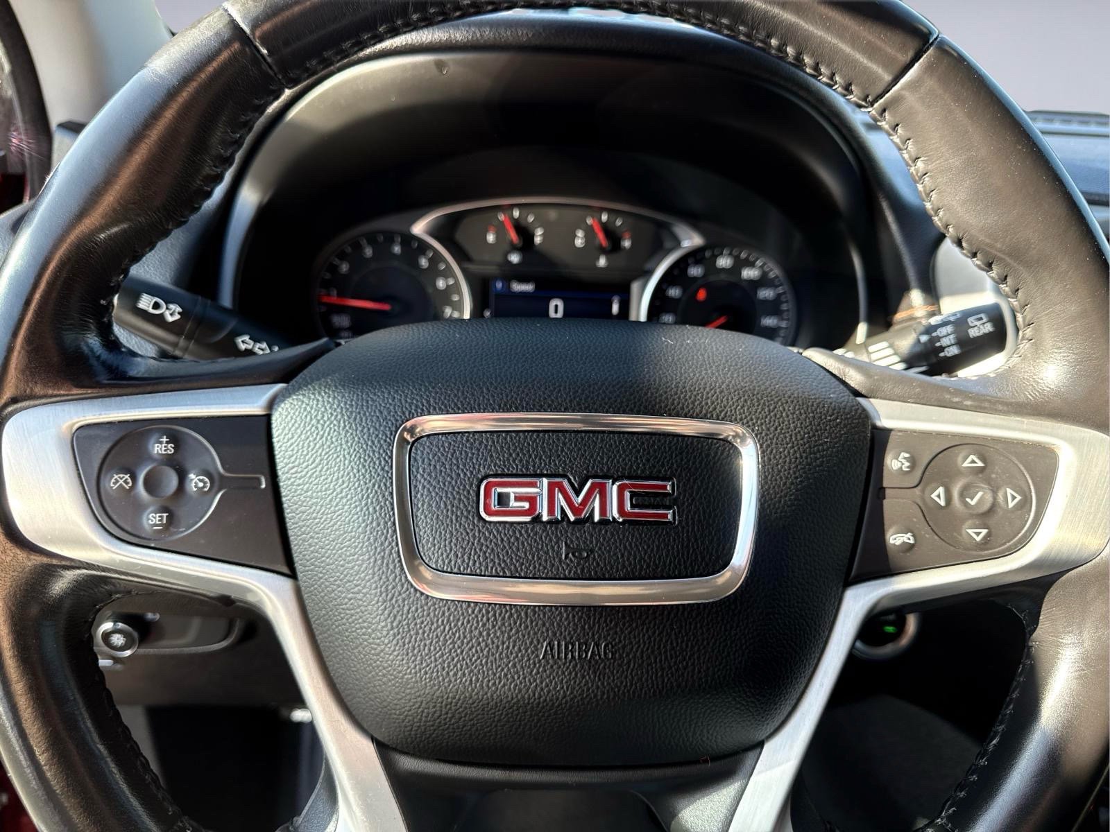 Used 2019 GMC Terrain SLE w/ Driver Convenience Package FWD image 32