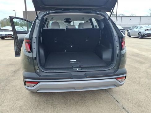 New 2026 Hyundai Tucson SE image 16