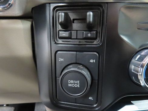 Used 2025 Ford F450 Platinum w/ Platinum Plus Package AWD/4WD image 70