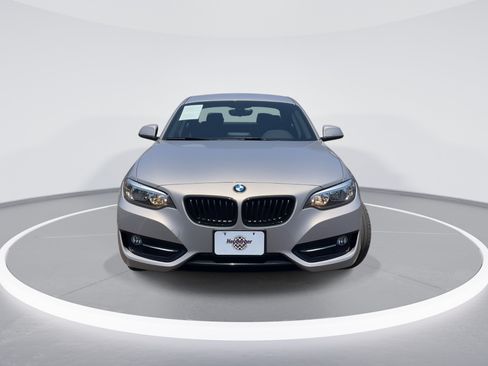Used 2016 BMW 228i xDrive Coupe AWD/4WD image 2