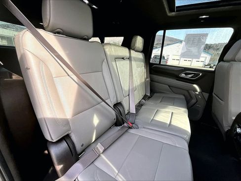 Used 2021 GMC Yukon XL SLT image 16