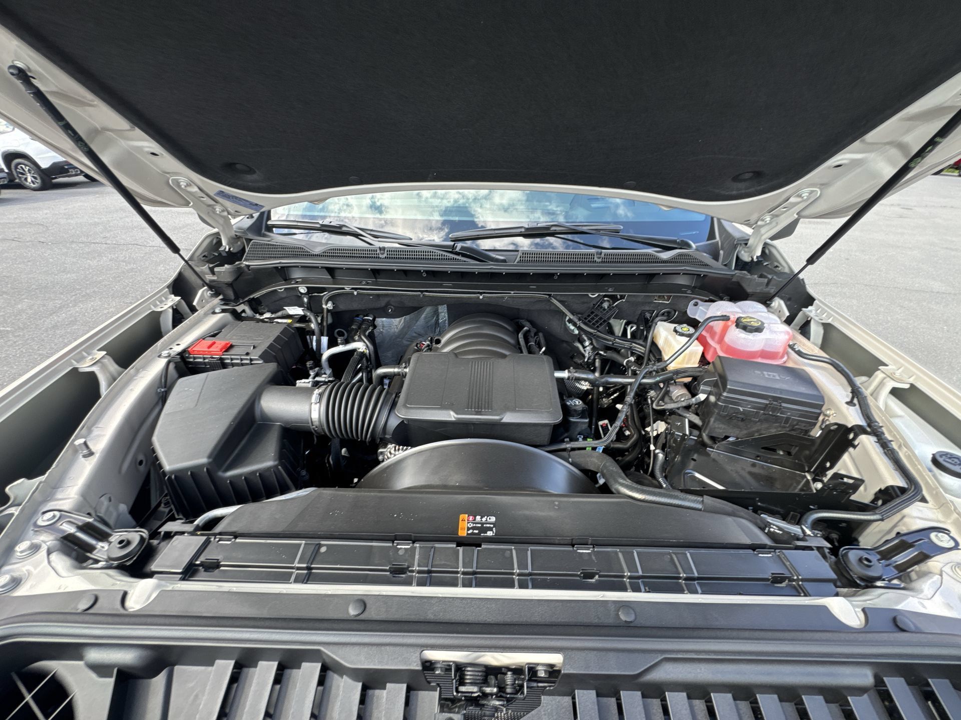 New 2026 GMC Sierra 2500 AT4 w/ AT4 Premium Plus Package AWD/4WD image 18