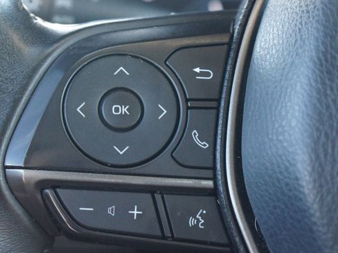 Used 2023 Toyota Camry SE image 7