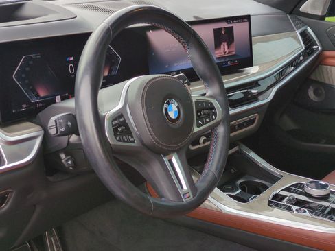 Certified 2023 BMW X7 M60i w/ Executive Package AWD/4WD image 18