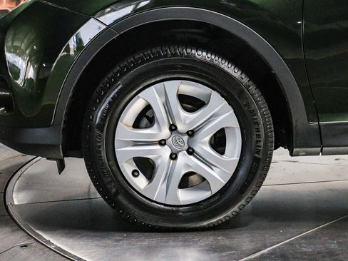 Used 2013 Toyota RAV4 LE FWD image 9
