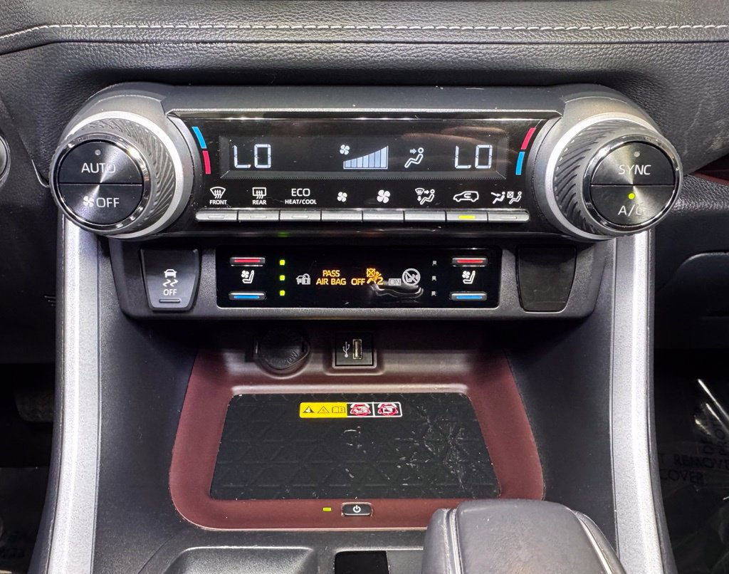 Certified 2025 Toyota RAV4 Limited w/ Advanced Technology Package AWD/4WD image 35
