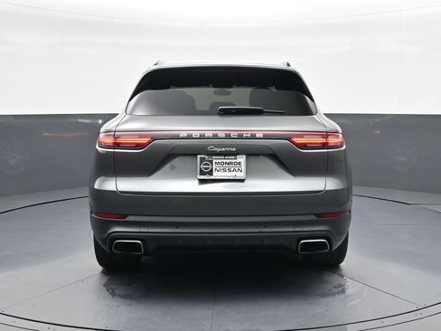 Used 2019 Porsche Cayenne AWD/4WD image 6