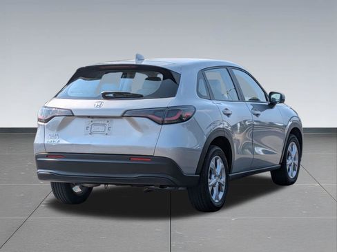 Certified 2024 Honda HR-V LX image 5