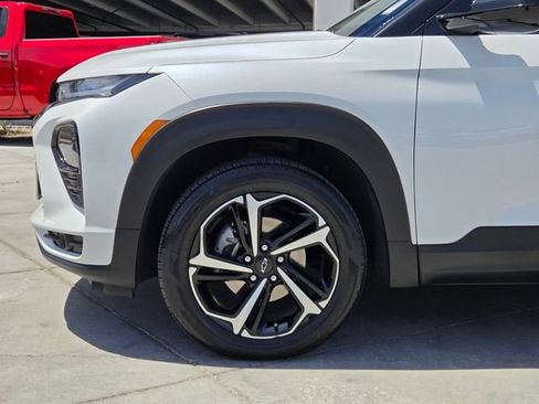 Certified 2023 Chevrolet TrailBlazer RS AWD/4WD image 9