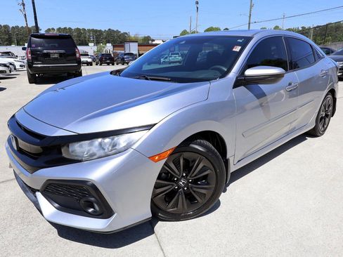 Used 2019 Honda Civic EX image 2