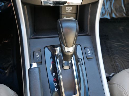 Used 2015 Honda Accord EX-L image 24