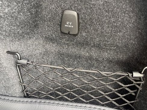 Used 2022 Volvo S60 B5 Inscription image 15