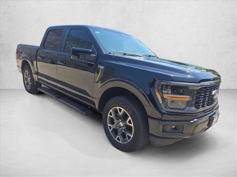 Used 2025 Ford F150 STX w/ Equipment Group 200A RWD image 3