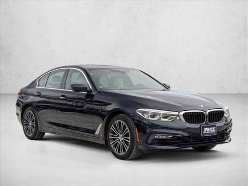 Used 2017 BMW 530i xDrive image 3