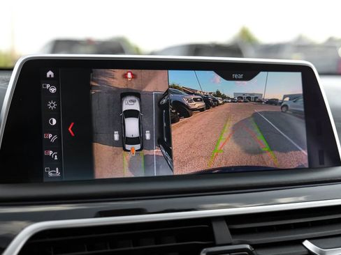 Used 2019 BMW ALPINA B7 xDrive w/ Luxury Rear Seating Package image 21