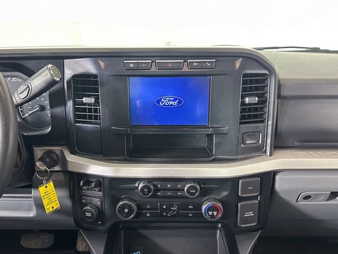 Used 2024 Ford F350 XLT w/ 360-Degree Camera Package AWD/4WD image 12