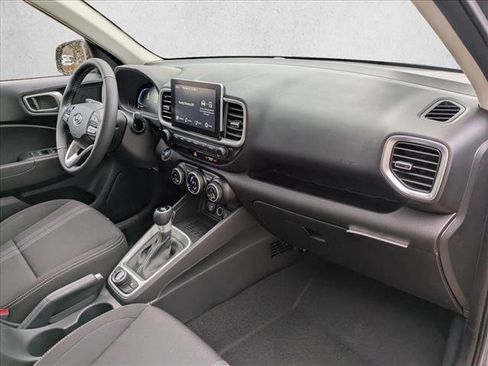New 2026 Hyundai Venue SEL image 23