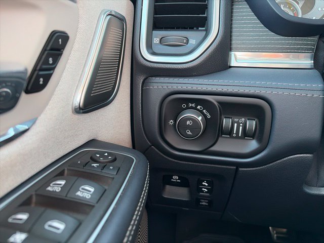 Used 2022 RAM 1500 Limited AWD/4WD image 19