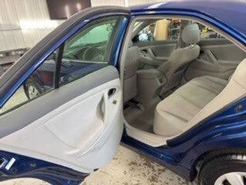 Used 2010 Toyota Camry FWD image 11