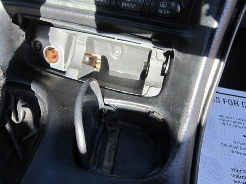 Used 2000 Chevrolet Corvette Convertible w/ Memory Pkg image 22