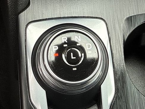 Used 2025 Ford Escape ST-Line FWD image 30