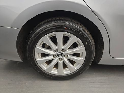 Used 2018 Toyota Camry LE w/ Convenience Package image 16