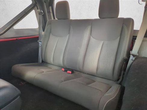 Used 2017 Jeep Wrangler Sahara image 11