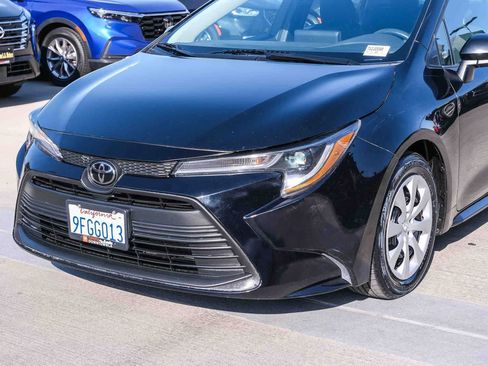 Used 2023 Toyota Corolla LE FWD image 11